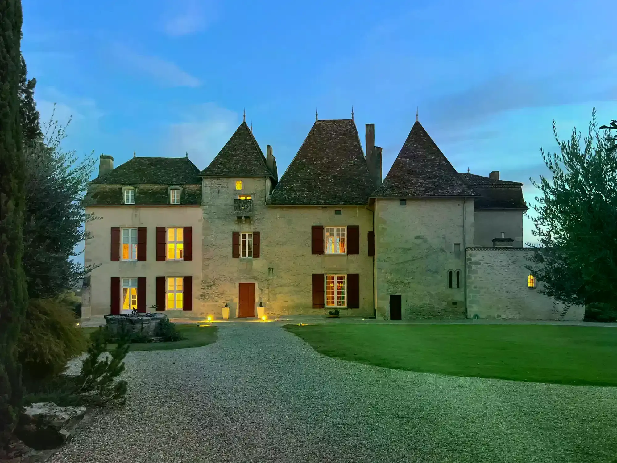Photos Château exceptionnel dans le sud-ouest de la France
