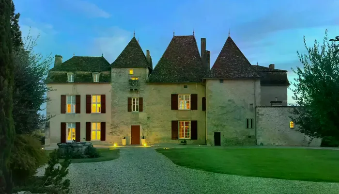Kasteel te koop Monségur, Nouvelle-Aquitaine,  Frankrijk
