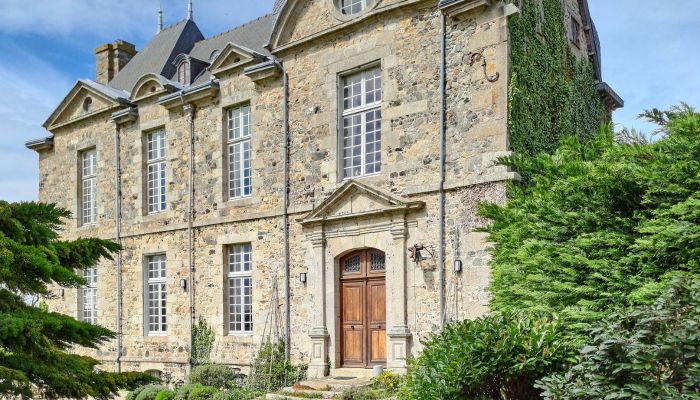 Landhuis te koop Pléneuf-Val-André, Bretagne,  Frankrijk
