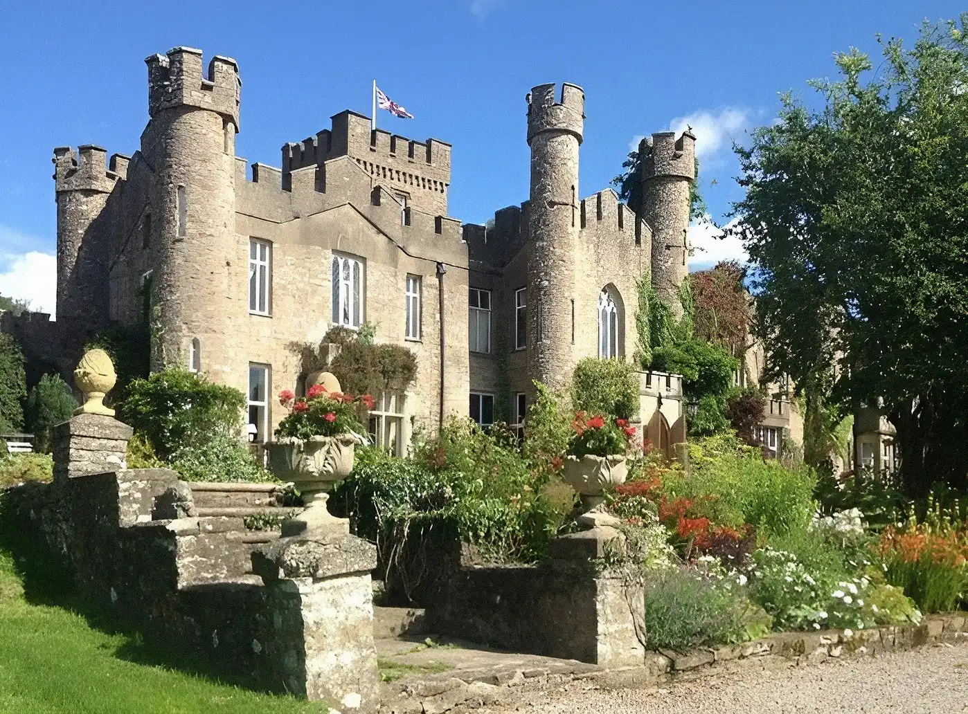 Photos Hôtel-château dans un cadre pittoresque