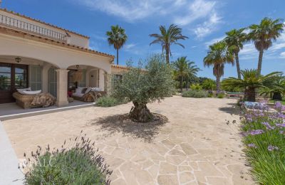 Landelijk pand te koop Cas Concos des Cavaller, Balearen, Frühstücksterrasse