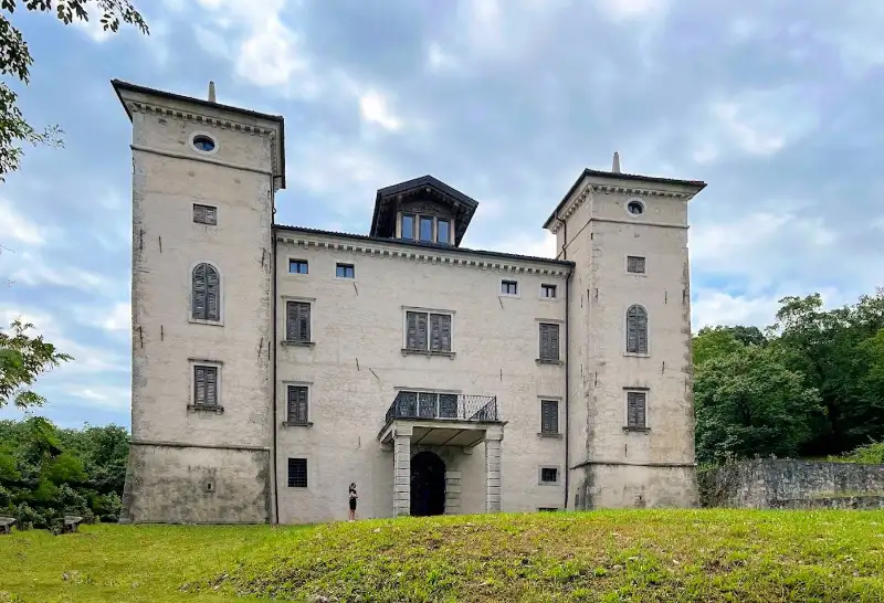 Château à vendre Italie,  Italie, 3
