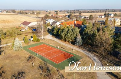 Manoir te koop Mazovie, Court de tennis