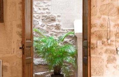 Propriété historique à vendre Vers-Pont-du-Gard, Occitanie, Image 11/31