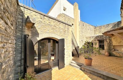 Propriété historique à vendre Vers-Pont-du-Gard, Occitanie, Image 15/31