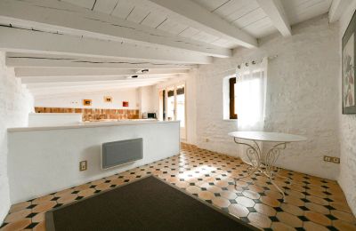 Propriété historique à vendre Vers-Pont-du-Gard, Occitanie, Image 17/31