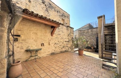 Propriété historique à vendre Vers-Pont-du-Gard, Occitanie, Image 19/31