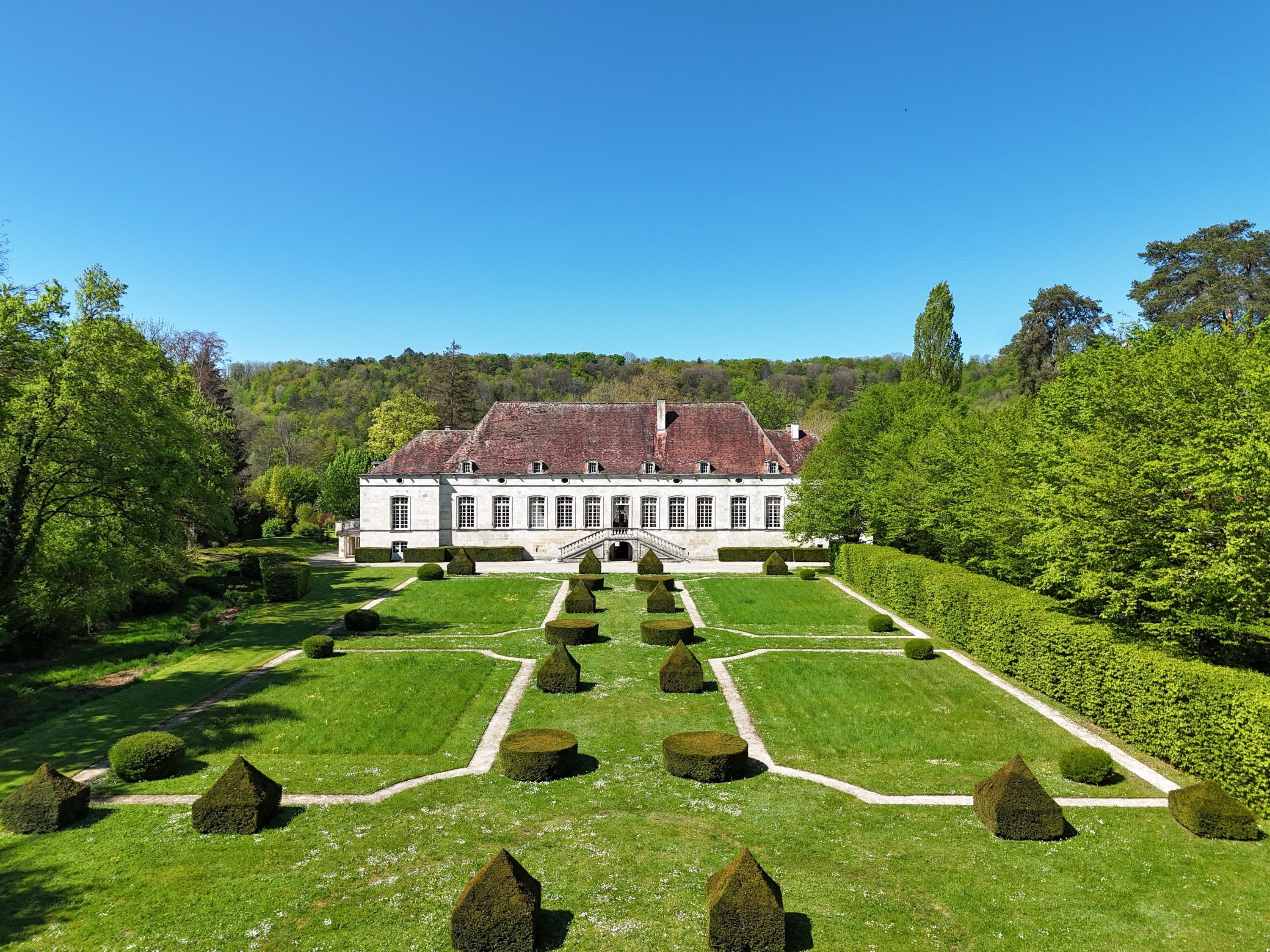 Photos Manoir baroque avec parc près de Chaumont – Haute-Marne