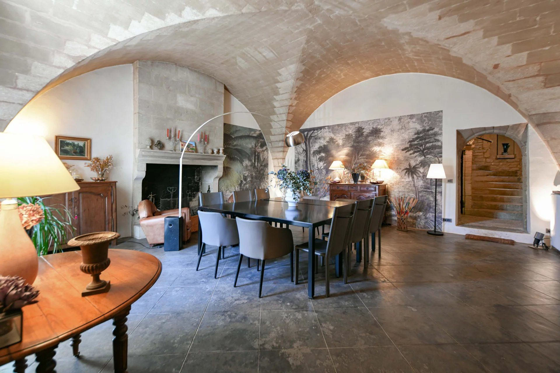 Images Authentiek herenhuis met binnenplaats en historische interieurs nabij Uzès