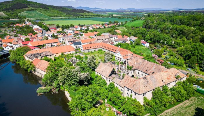 Château à vendre Vršovice, Ústecký kraj,  République tchèque