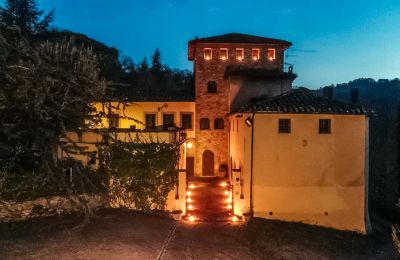 Château médiéval à vendre Vicchio, Toscane, Vue extérieure