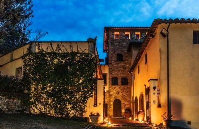 Château médiéval à vendre Vicchio, Toscane, Vue extérieure