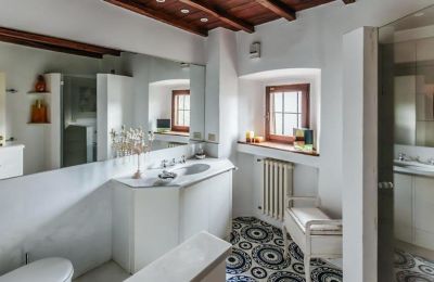 Château médiéval à vendre Vicchio, Toscane, Salle de bain