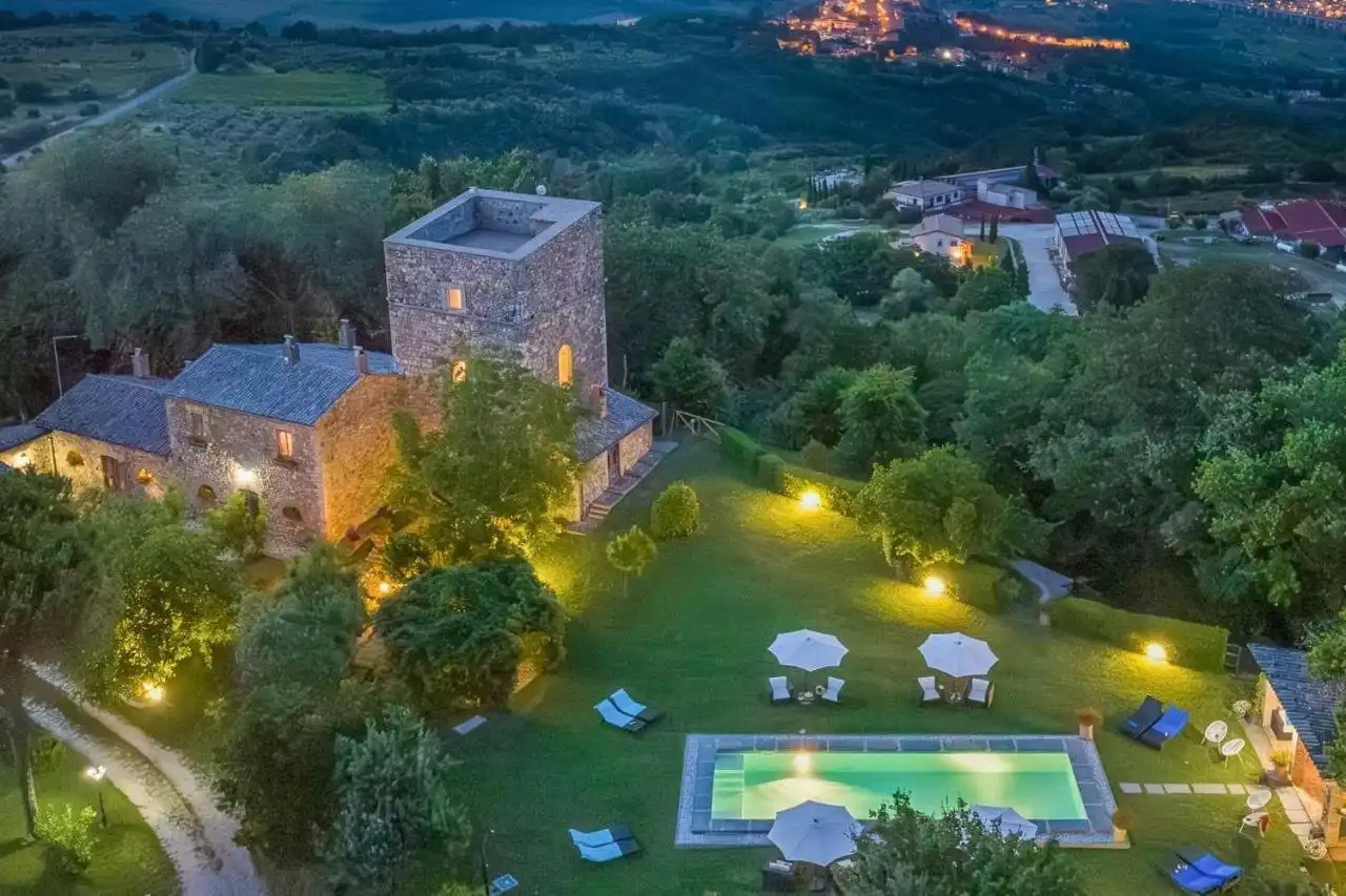 Images Historisches Anwesen bei Cortona mit Weitblick