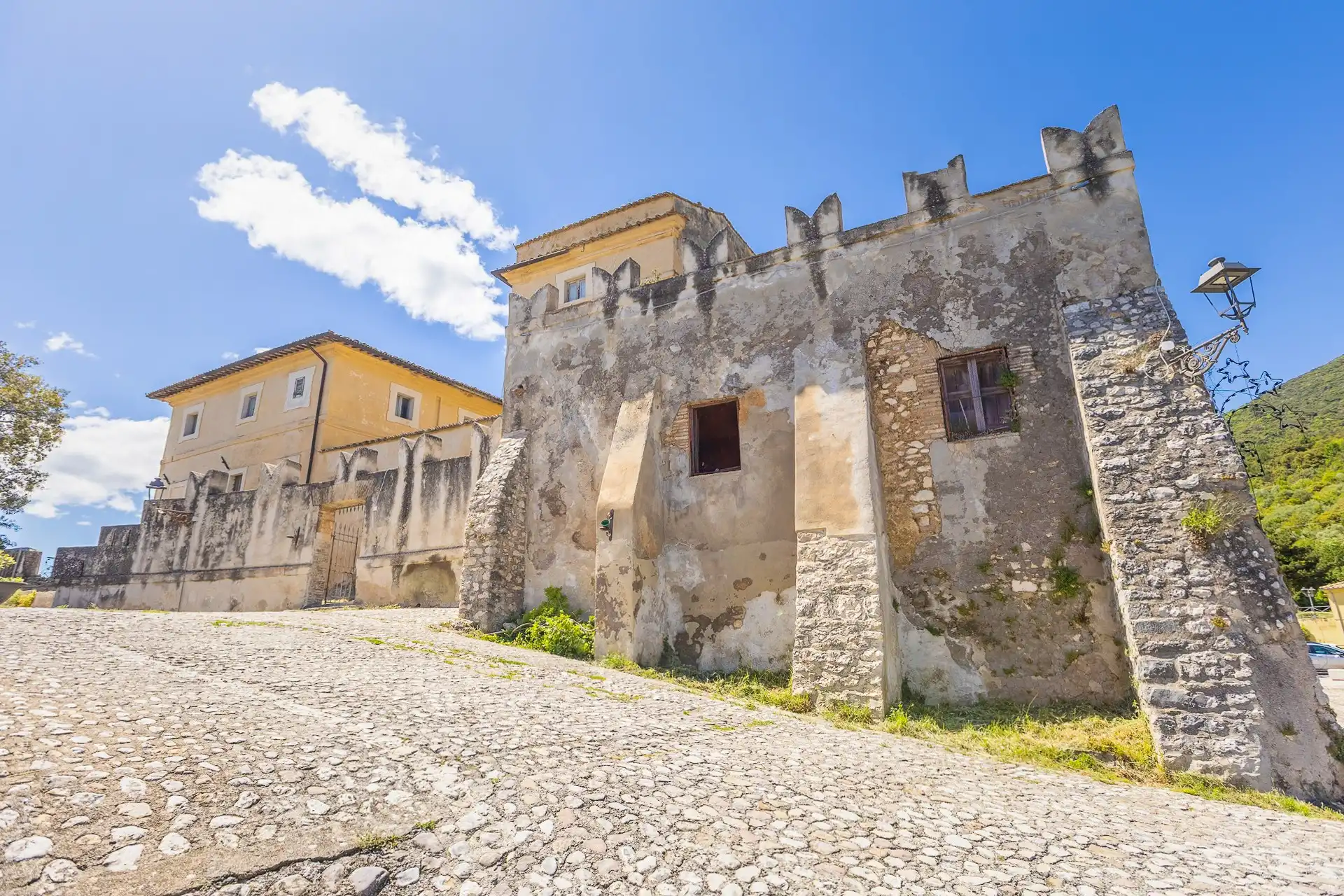 Images Kasteel te Vacone (Lazio) met panoramisch uitzicht nabij Rome