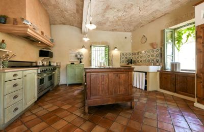 Propriété historique à vendre Uzès, Occitanie, Cuisine