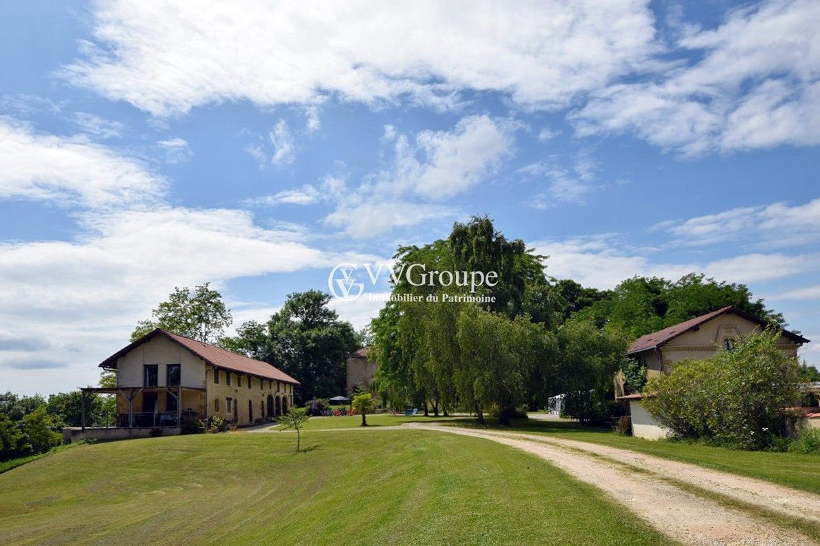Images Landgoed in de Gers met gîtes, woonhuis en te renoveren château nabij Marciac