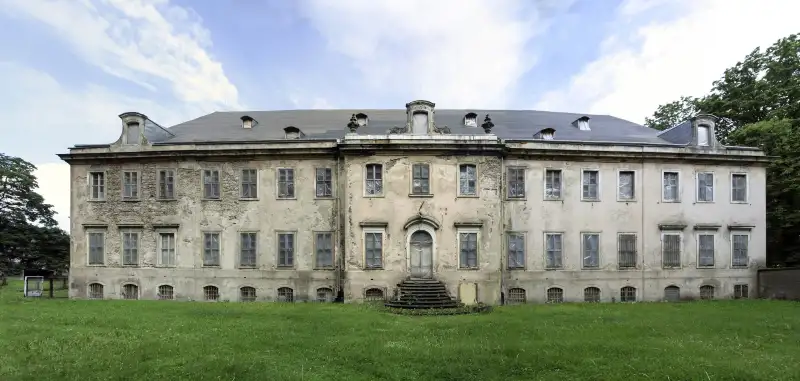 Kasteel te koop Pobiedna, Neder-Silezië,  Polen, 4
