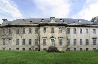 Kasteel te koop Pobiedna, Dworcowa 10, Neder-Silezië, Achteraanzicht