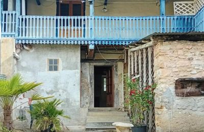 Propriété historique à vendre Lasseube, Nouvelle-Aquitaine, Cour intérieure