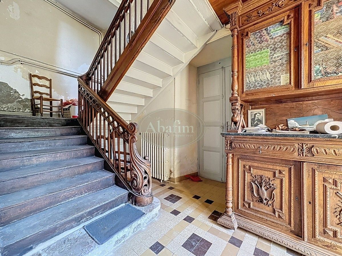 Photos Maison mitoyenne à rénover près de Bagnères-de-Bigorre avec vue sur le Pic du Midi
