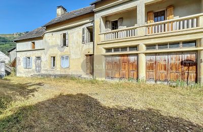 Propriété historique à vendre Bagnères-de-Bigorre, Occitanie, Vue extérieure