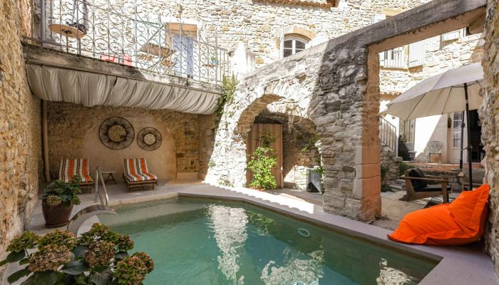 Historisch pand te koop Uzès, Occitanie,  Frankrijk