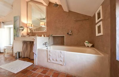 Propriété historique à vendre Goudargues, Occitanie, Image 17/21