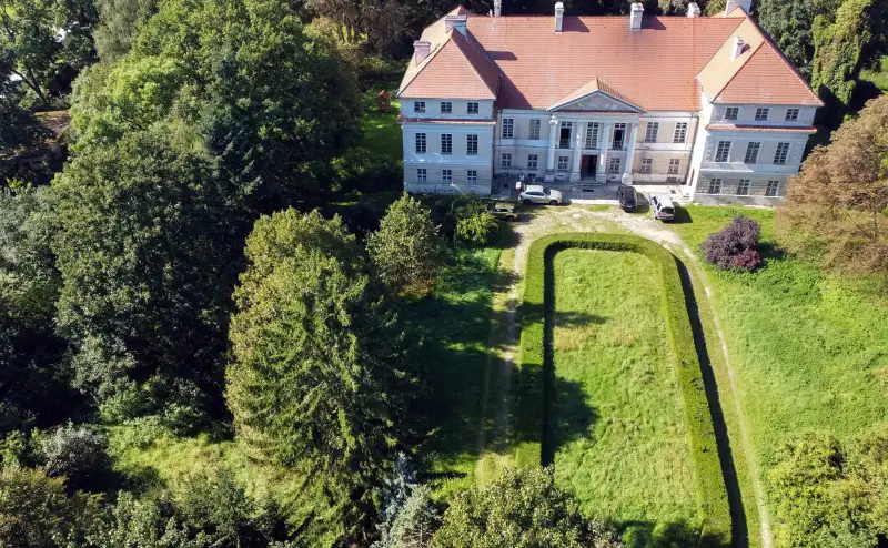 Kasteel te koop Siedlec, Groot-Polen,  Polen, 4