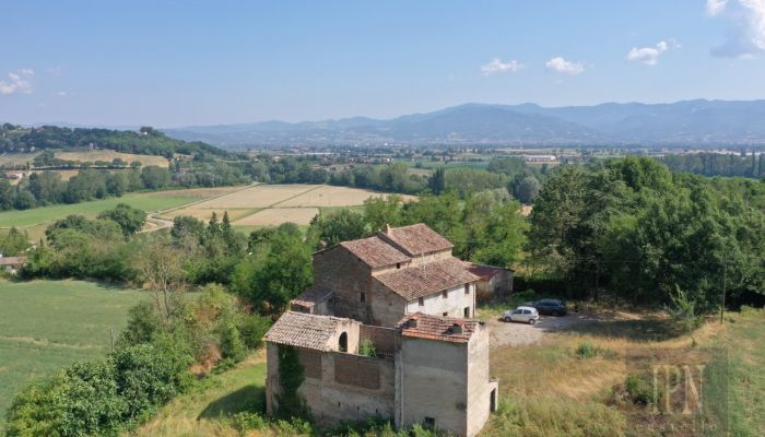 Landelijk huis te koop 06010 Citerna, Umbria,  Italië