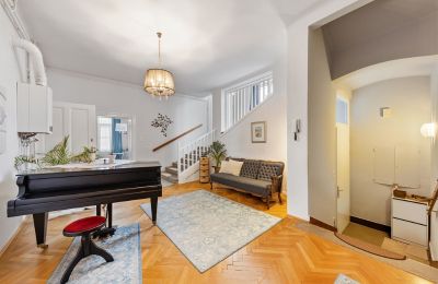 Historische villa te koop Währing, Wenen, Das helle Entrée in der Bel Étage