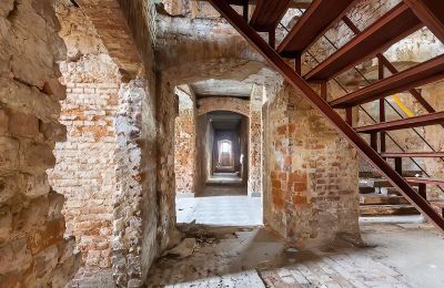 Kasteel te koop Komorowice, Wrocławska 27, Neder-Silezië, Foto 8/27