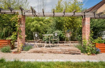Inspiré par la Renaissance, restauré pour l’avenir : un château comme une maison individuelle, Image 11