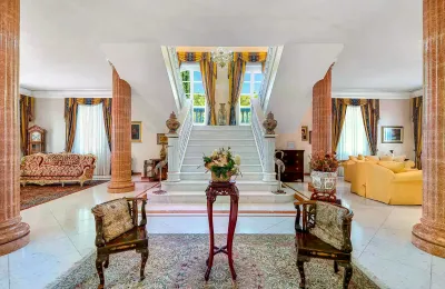 Historische villa te koop Saldina, Toscane, Ingangshal