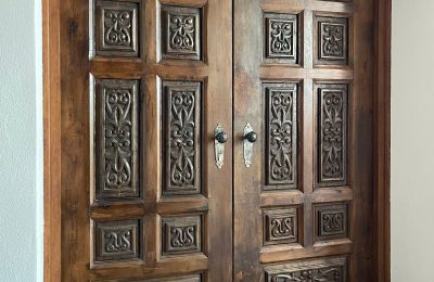 Kasteel te koop 84375 Kirchdorf am Inn, Hofmarkstraße 2, Bayern, 1. Stock: Eingangstüre zum Wohnzimmer