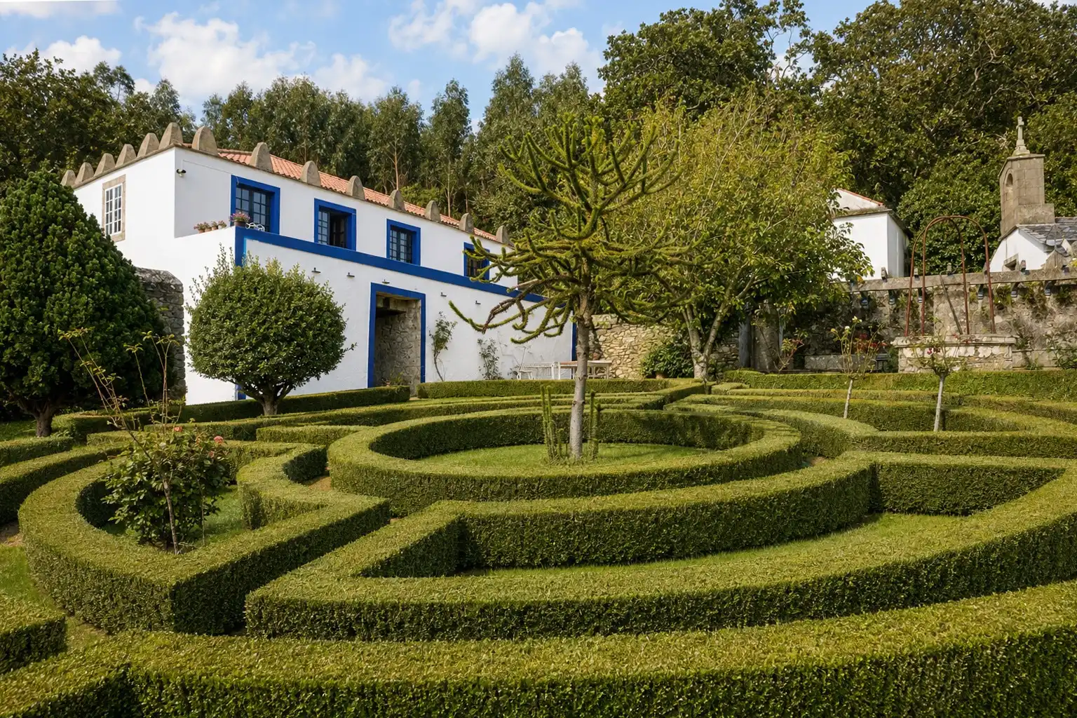 Images Historisch landhuis (Pazo) in Noord-Spanje met zeezicht