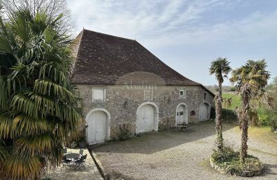Manoir à vendre Sauveterre-de-Béarn, Nouvelle-Aquitaine, Dépendance