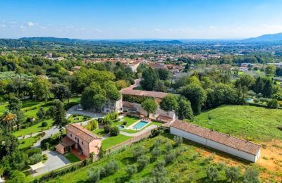 Château à vendre Capannori, Toscane, Situation du bien