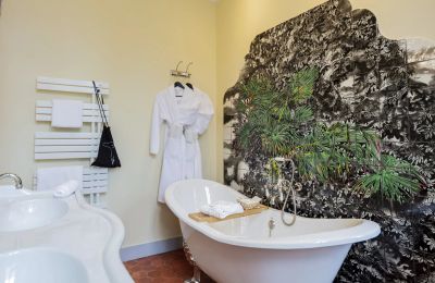 Château à vendre Uzès, Occitanie, Image 21/32