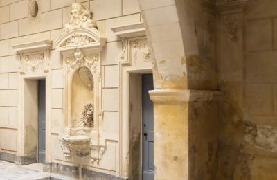 Château à vendre Uzès, Occitanie, Image 6/32