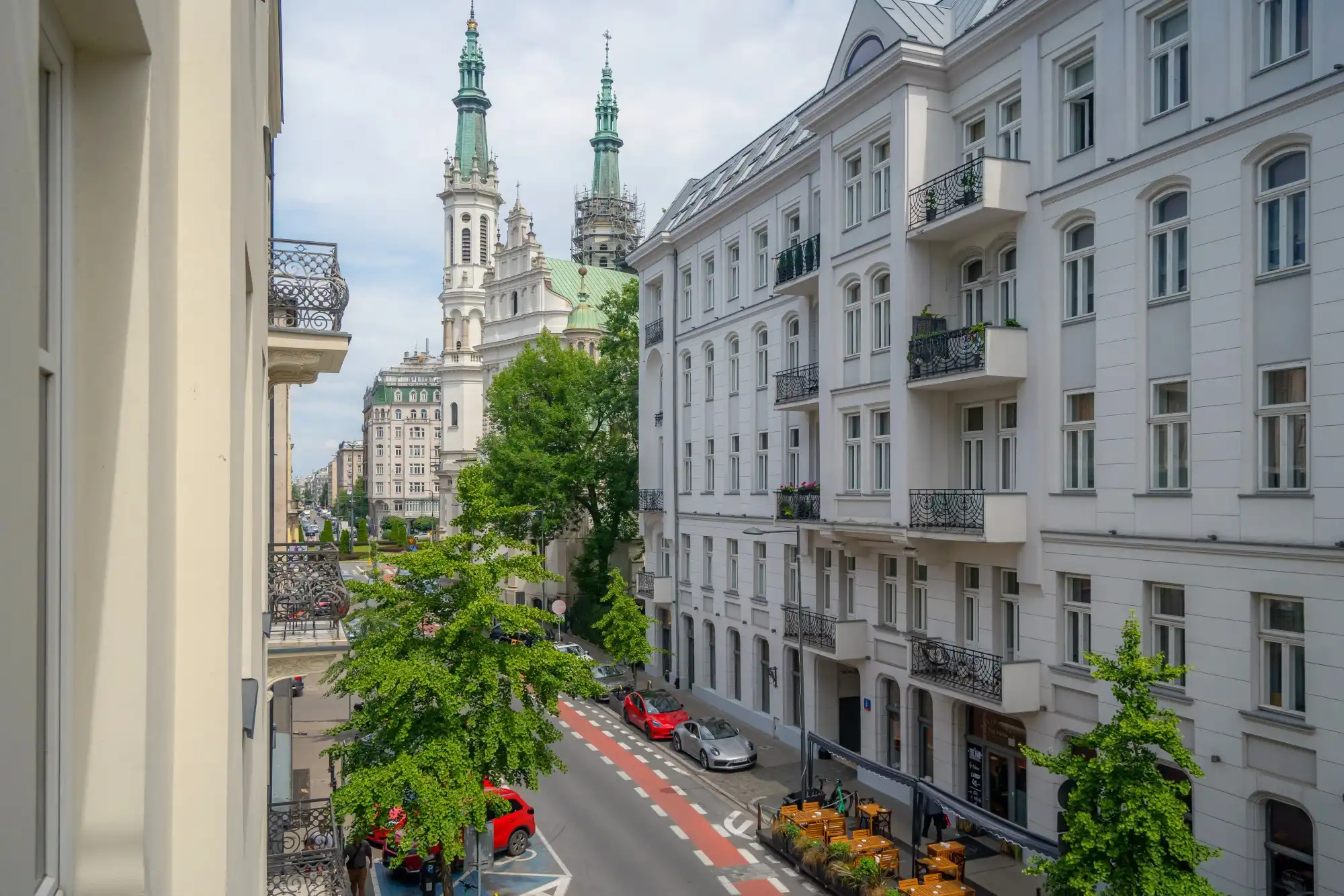 Photos Appartement de trois pièces dans un immeuble de rapport historique