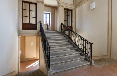 Appartement in een historisch pand te koop Pisa, Toscane, Trappenhuis