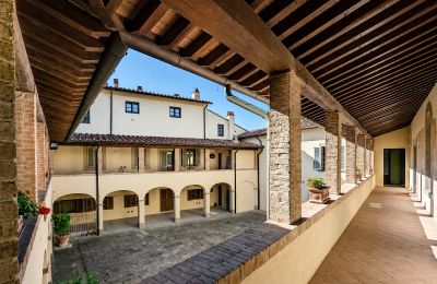 Appartement in een historisch pand te koop Pisa, Toscane, Binnenplaats