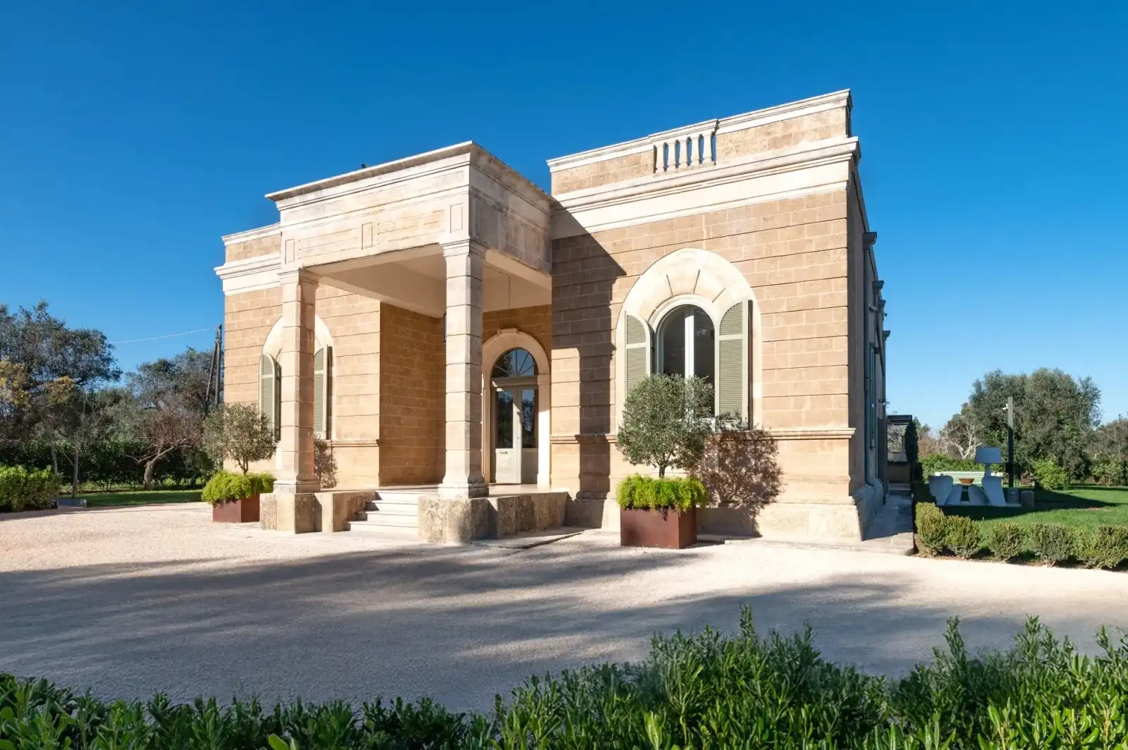 Images Historische villa te koop bij Mesagne, Puglia, met zwembad