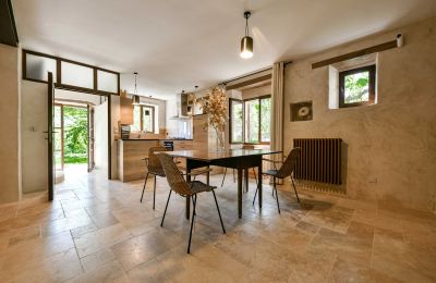 Manoir à vendre Uzès, Occitanie, Image 49/54