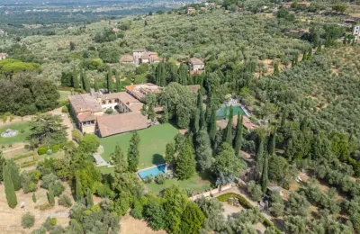 Monastère à vendre Arezzo, Toscane, Image 1/86