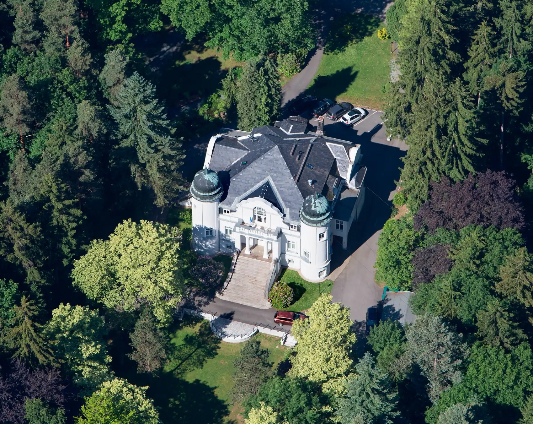 Images Jugendstilvilla in het Vogtland bij Plauen met bijgebouw en park