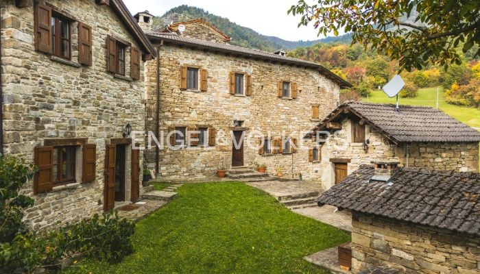 Maison de campagne à vendre Solignano, Émilie-Romagne
