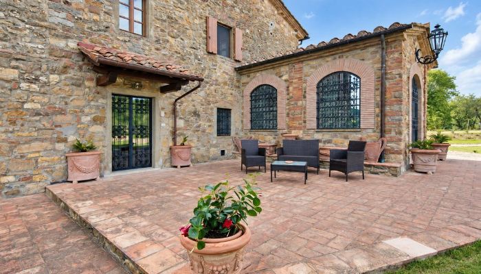 Landelijk pand te koop Civitella in Val di Chiana, Toscane