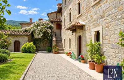 Landhuis te koop Caprese Michelangelo, Toscane, Foto 32/39